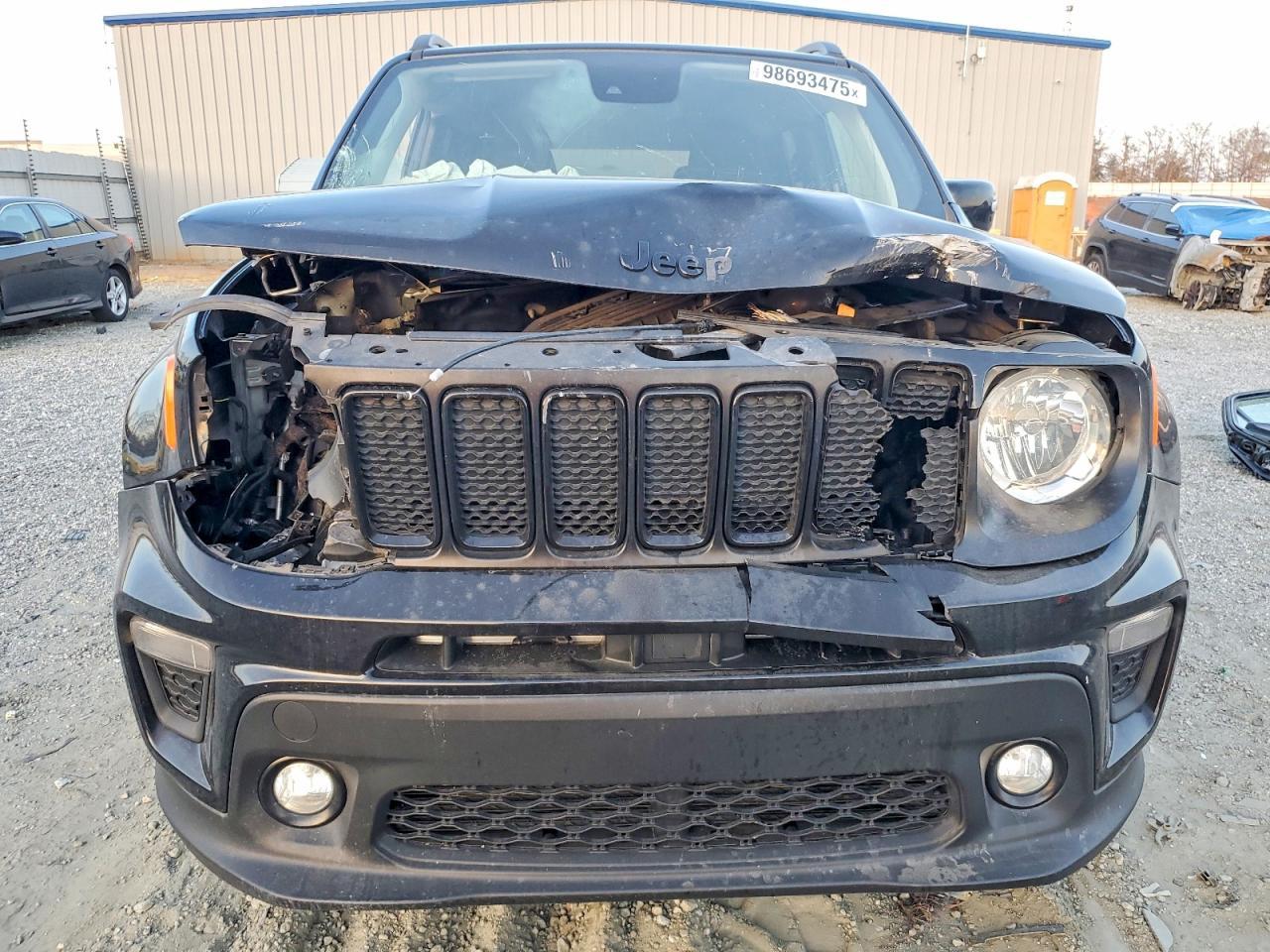 2023 Jeep Renegade Altitude - Фото 5