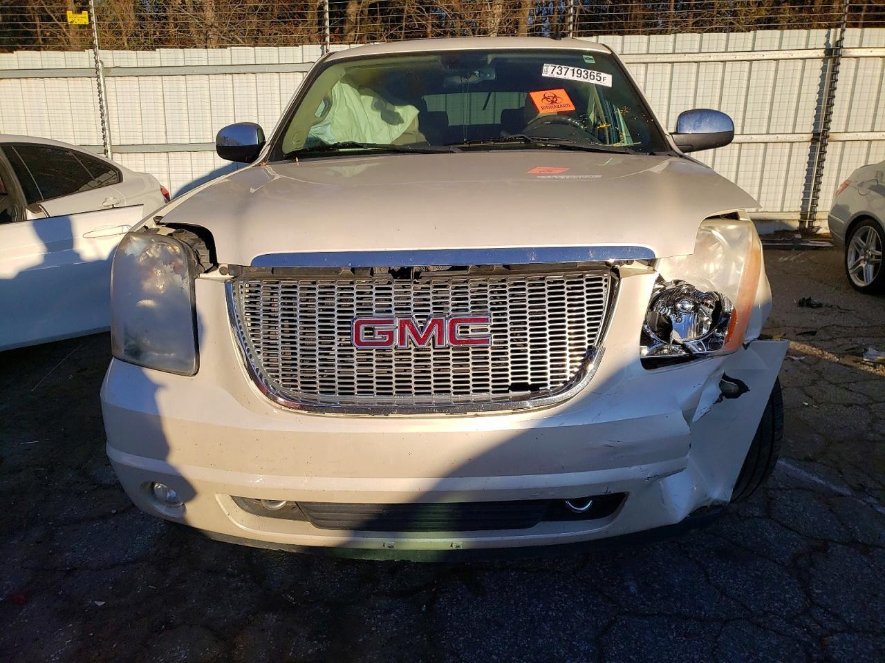 2008 GMC Yukon Xl K1500 - Фото 5