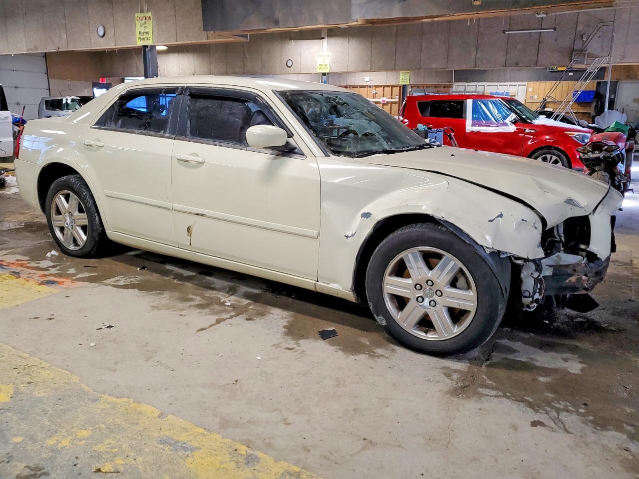 2005 Chrysler 300 Touring - Фото 4
