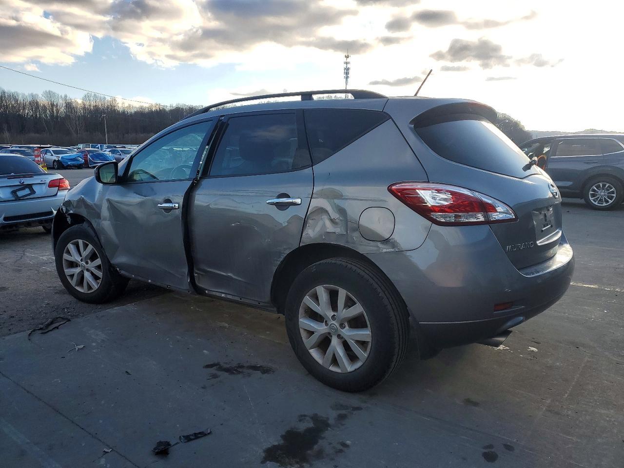 2012 Nissan Murano S - Фото 2