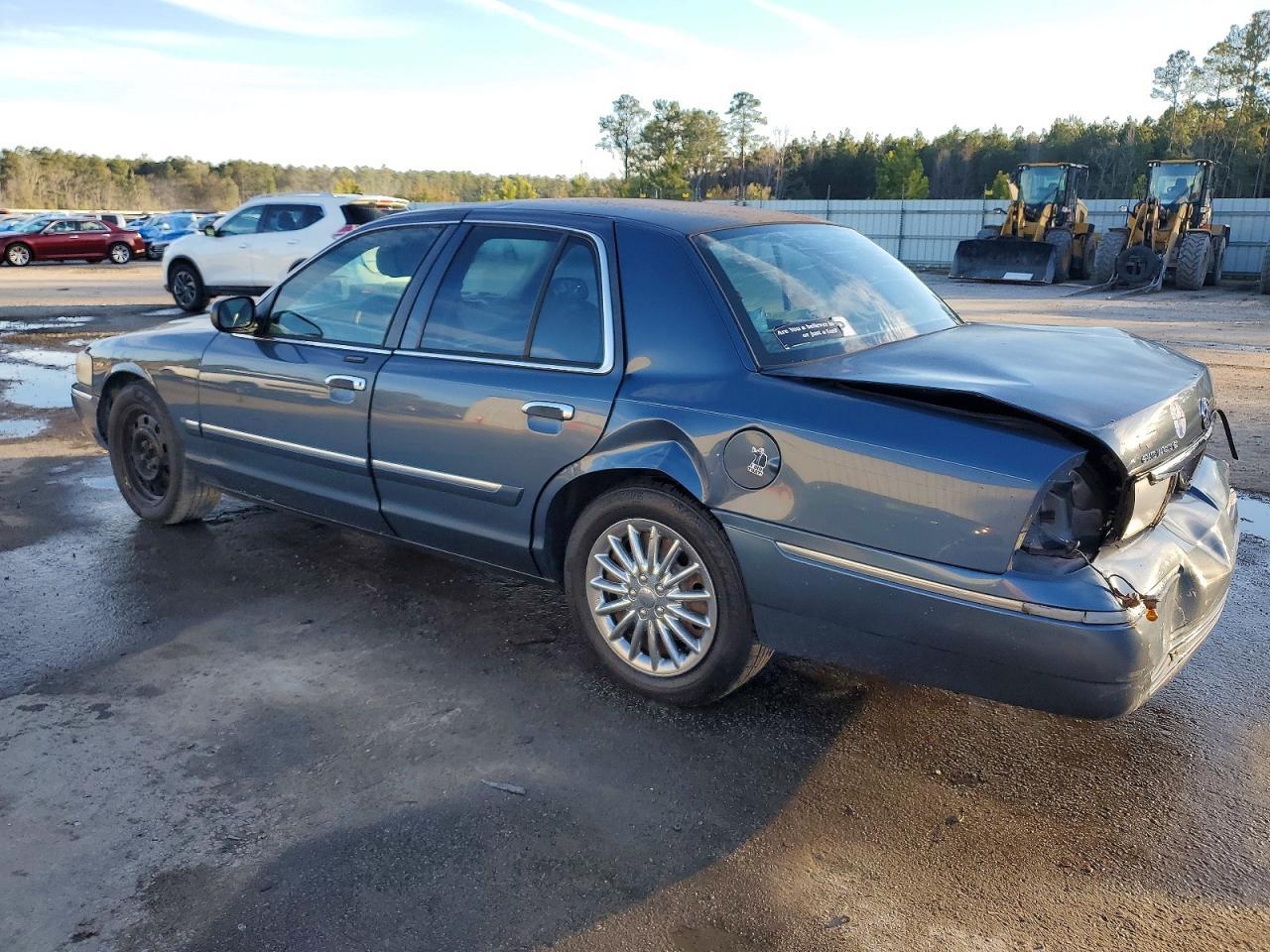 2008 Mercury Grand Marquis - Фото 2