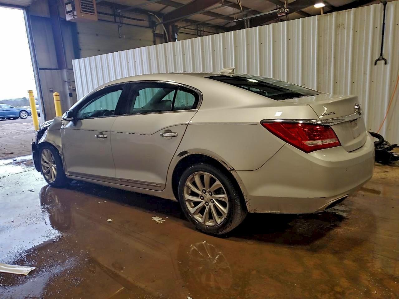2015 Buick Lacrosse - Image 2