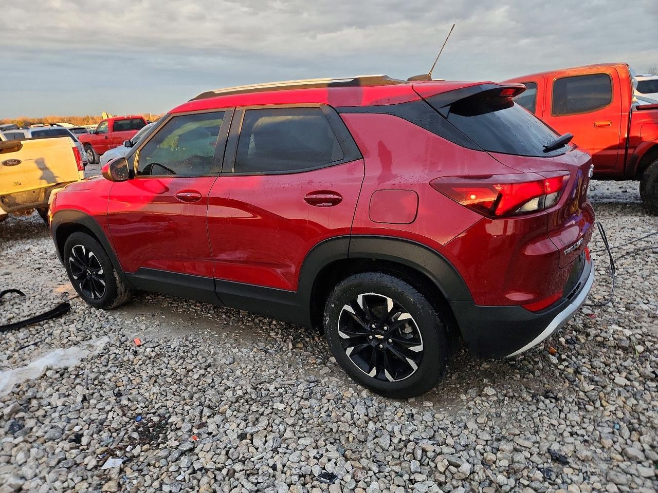 2021 Chevrolet Trailblazer Lt - Image 2