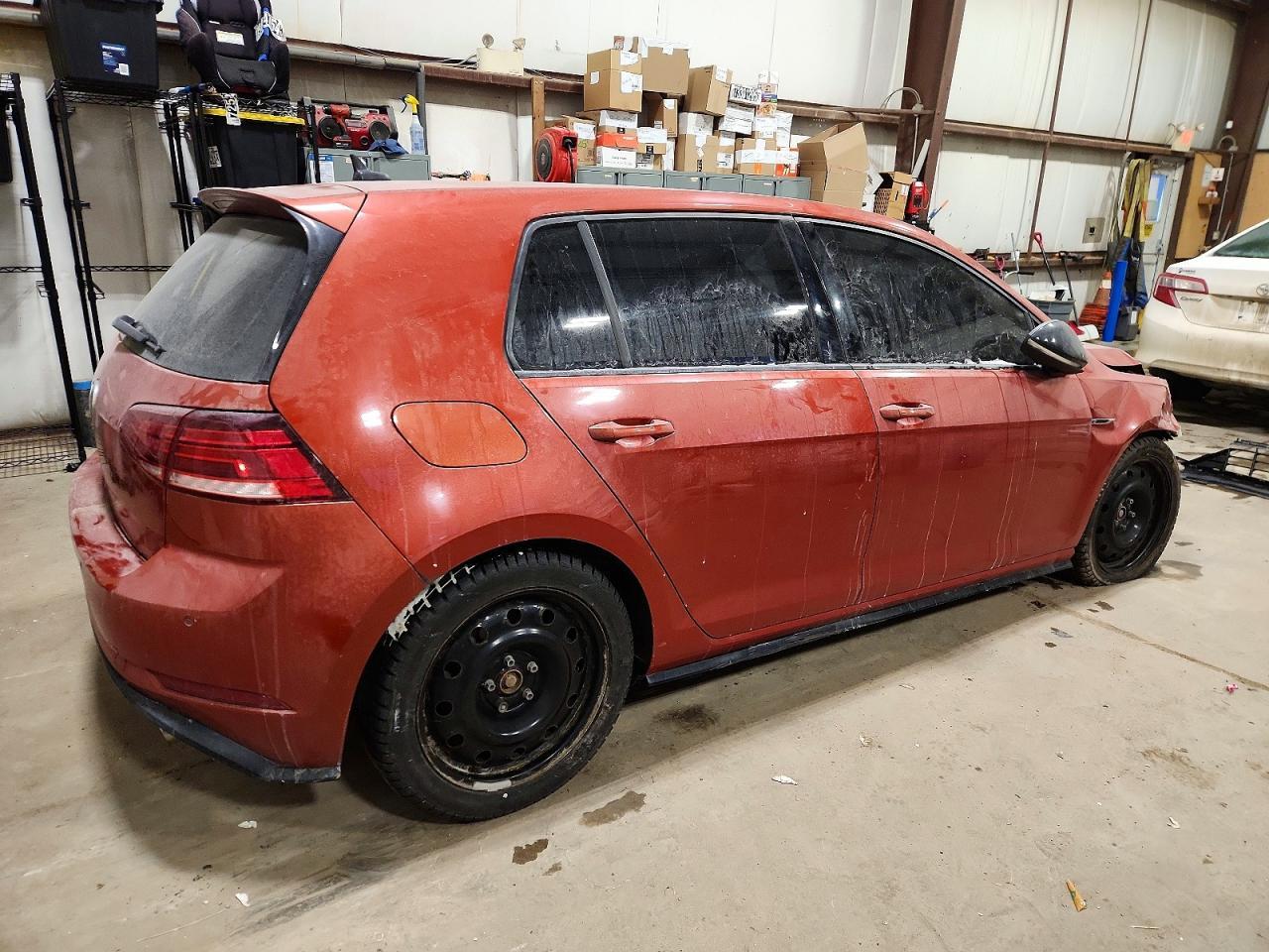 2018 Volkswagen Golf R - Фото 3