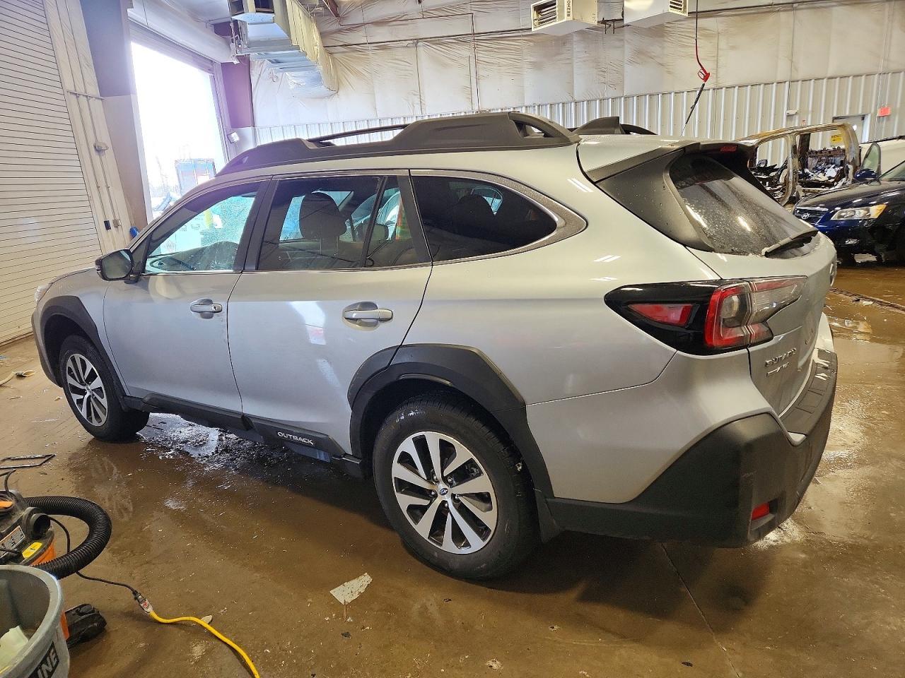 2025 Subaru Outback Premium - Image 2