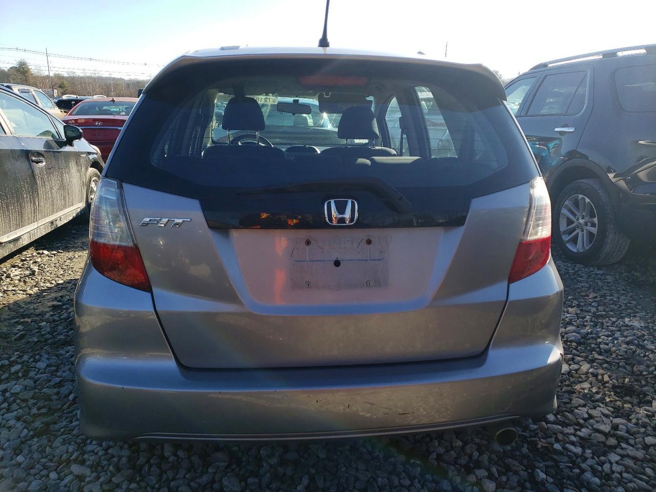 2009 Honda Fit Sport - Image 6