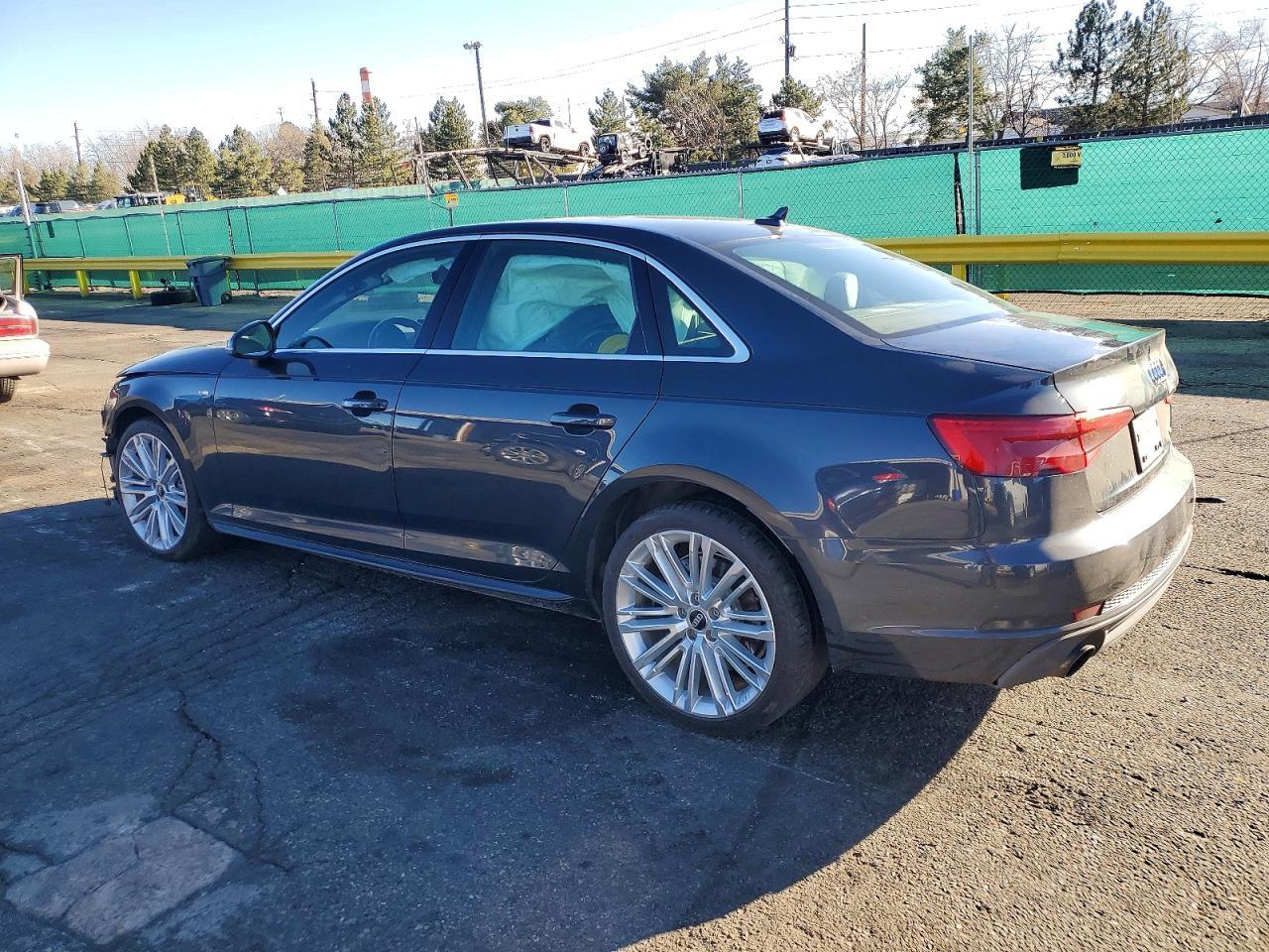 2017 Audi A4 Premium Plus - Фото 2