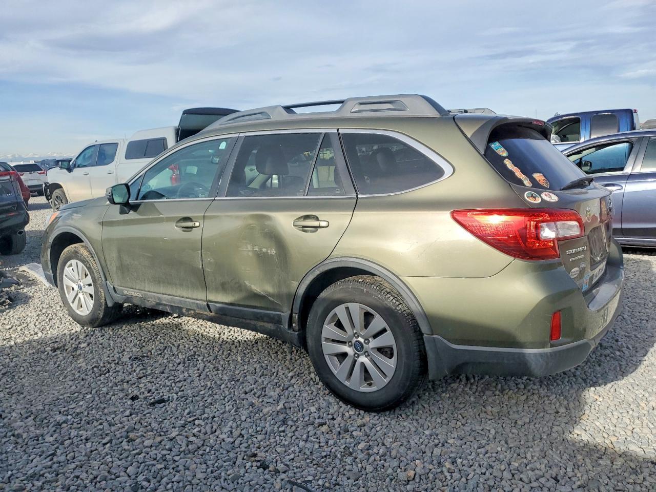 2015 Subaru Outback 2.5I Premium - Image 2