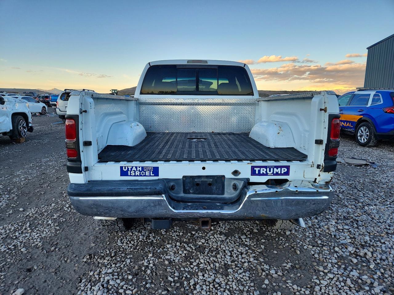 1998 Dodge Ram 2500 - Image 6