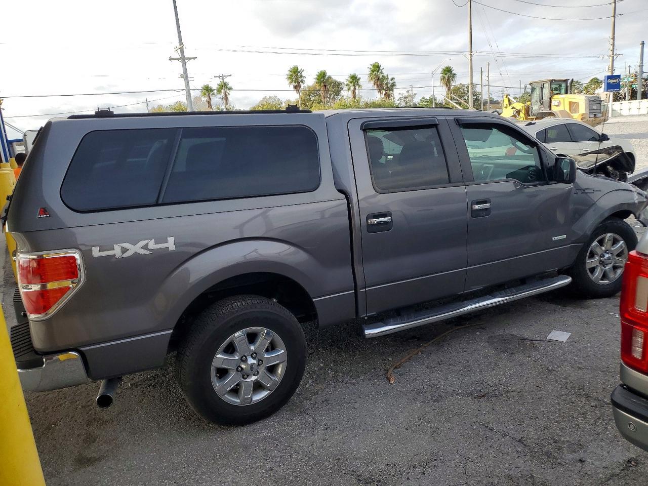 2014 Ford F150 Supercrew - Фото 3