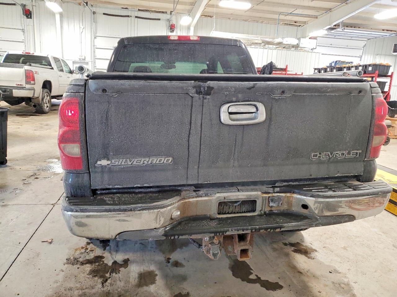 2005 Chevrolet Silverado K1500 - Image 6
