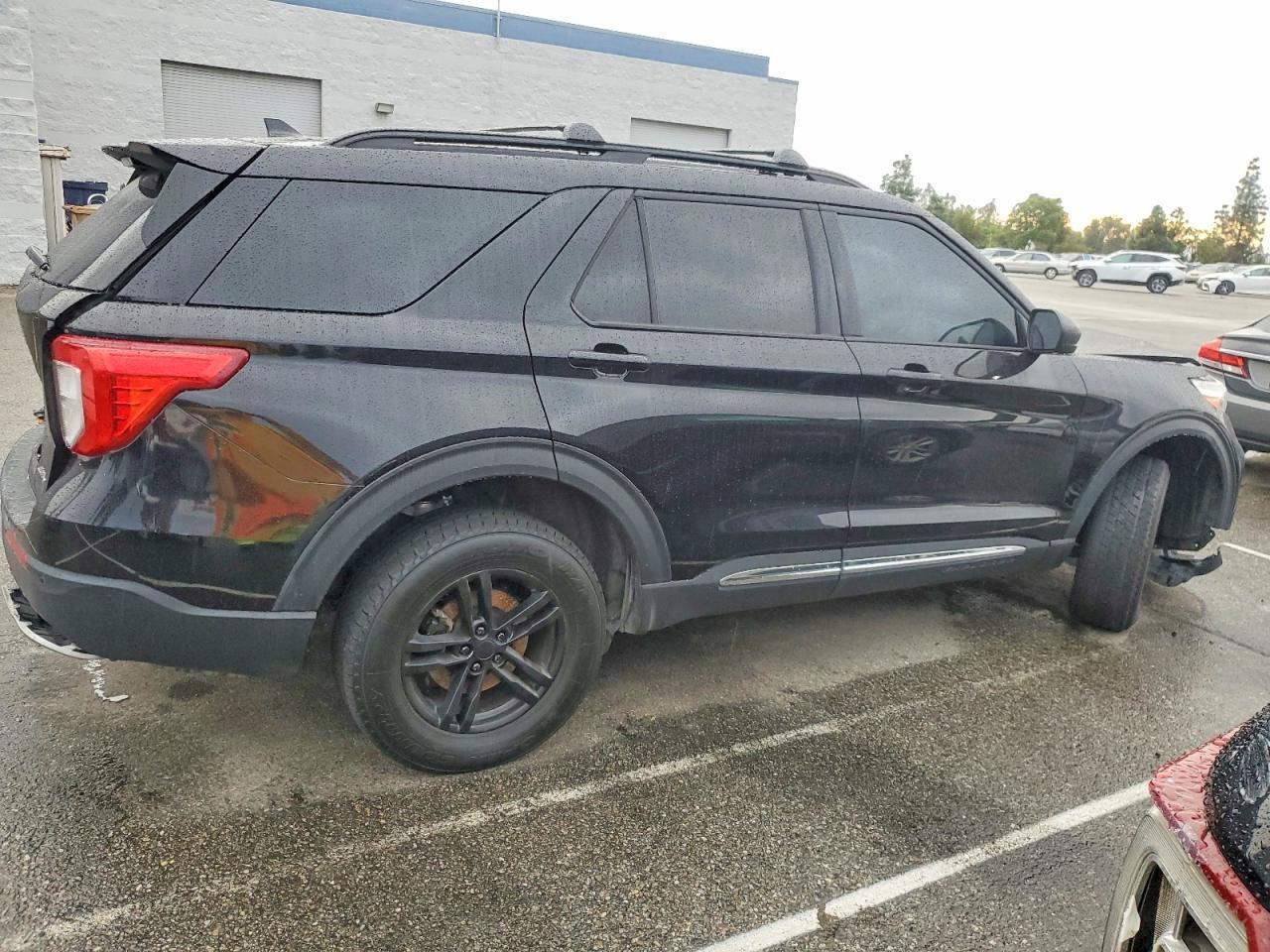 2024 Ford Explorer Xlt - Фото 3