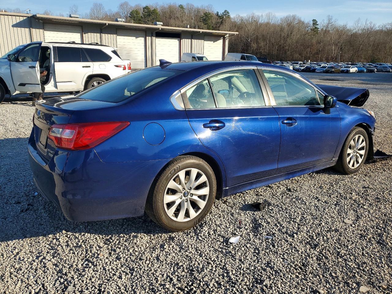2017 Subaru Legacy 2.5I Premium - Фото 3