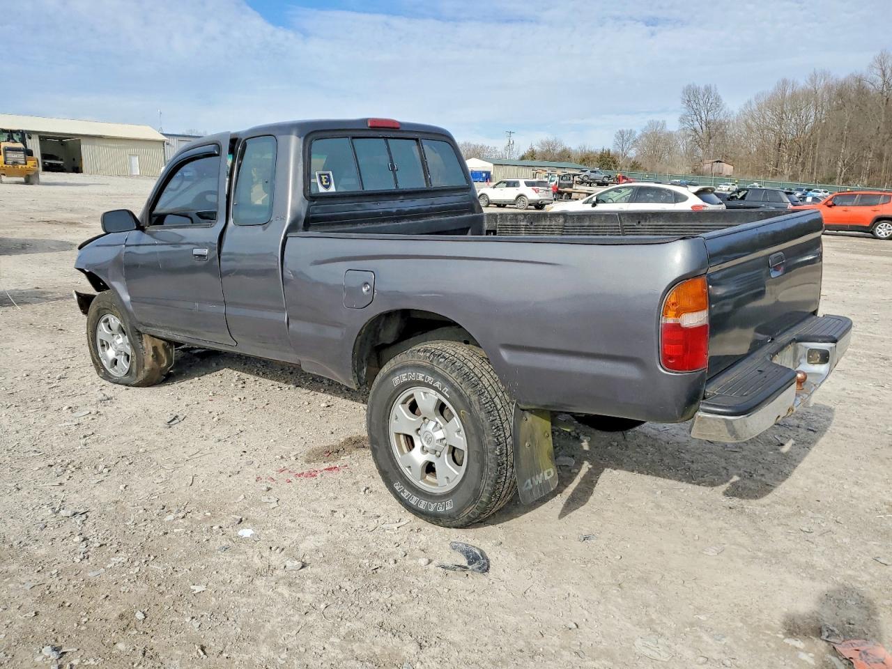 1996 Toyota Tacoma Xtracab - Фото 2