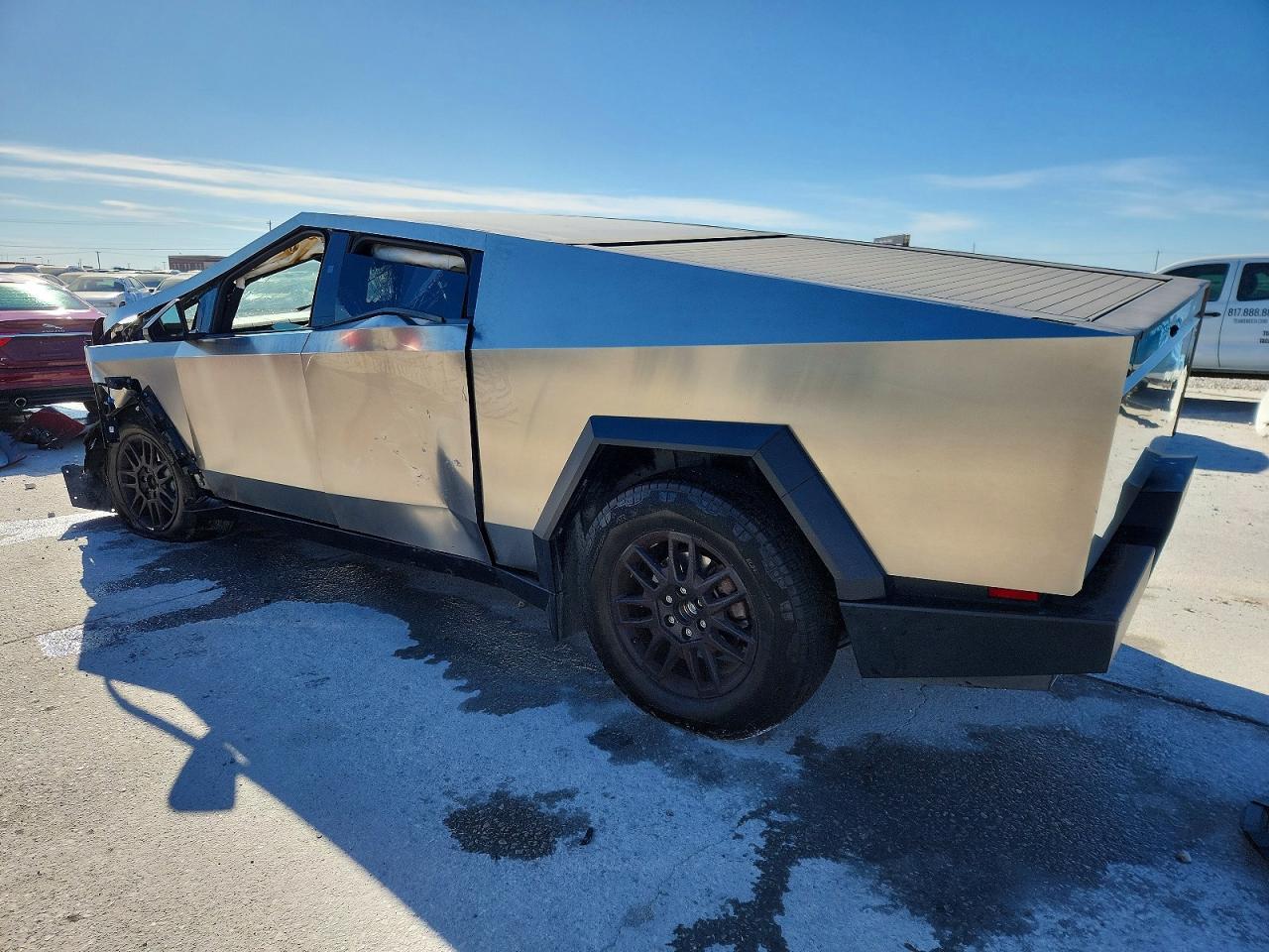 2024 Tesla Cybertruck - Image 2