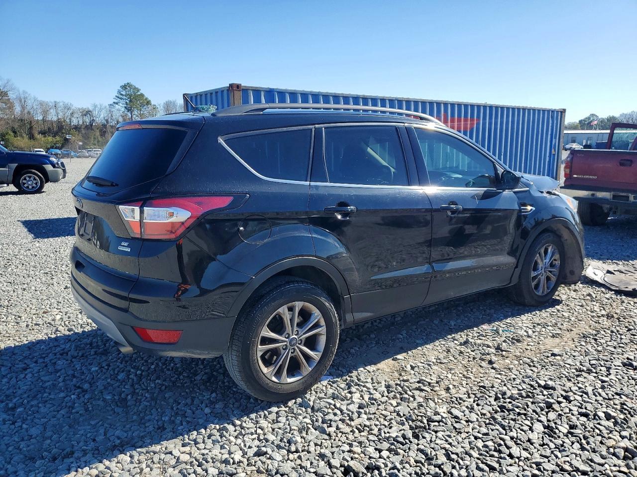 2018 Ford Escape Se - Фото 3