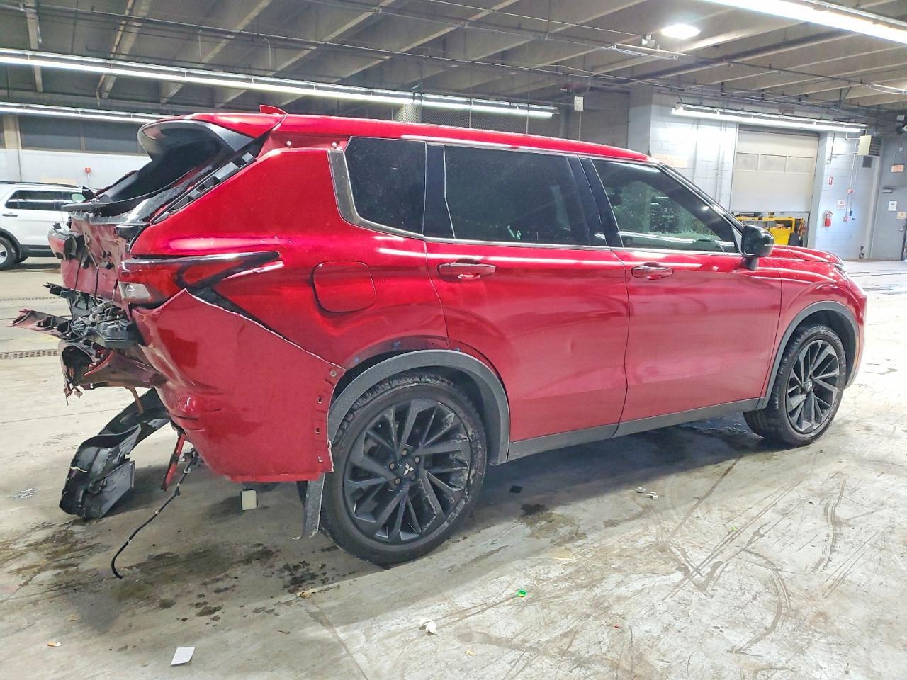 2022 Mitsubishi Outlander Se - Фото 3