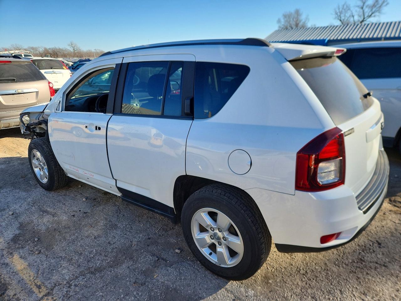 2015 Jeep Compass Sport - Фото 2