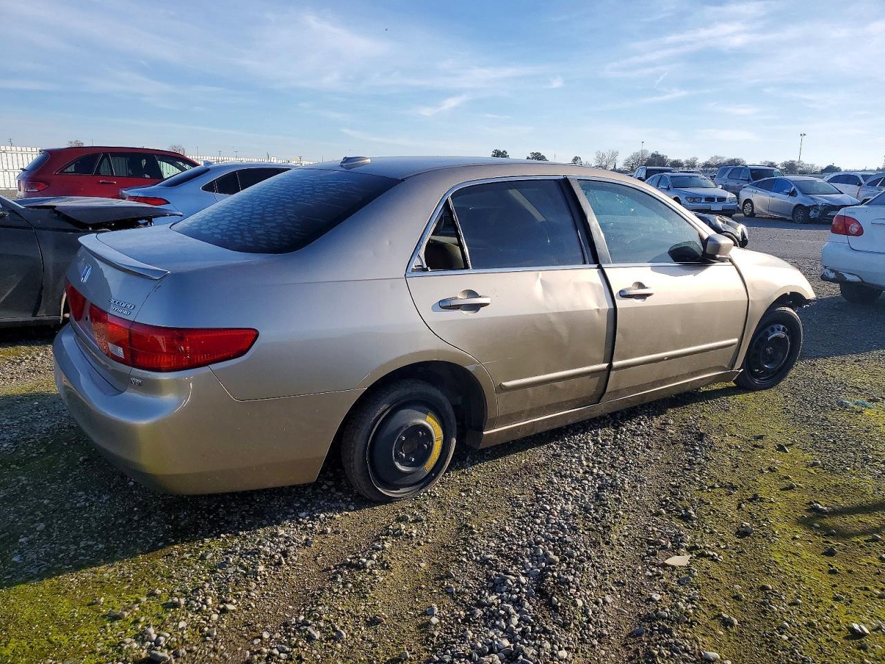 2005 Honda Accord Hybrid - Image 3
