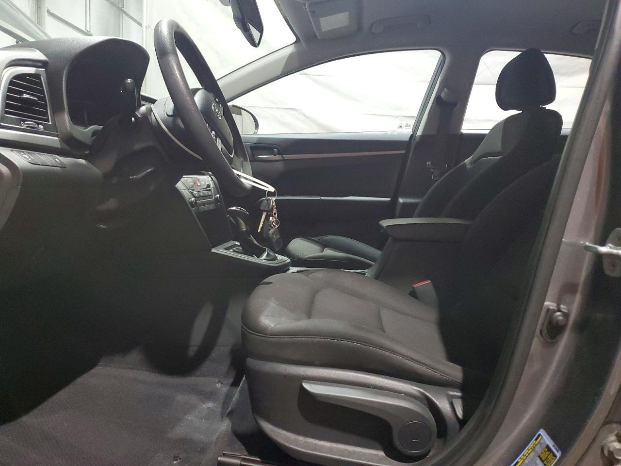 2018 Hyundai Elantra Sel - Фото 7