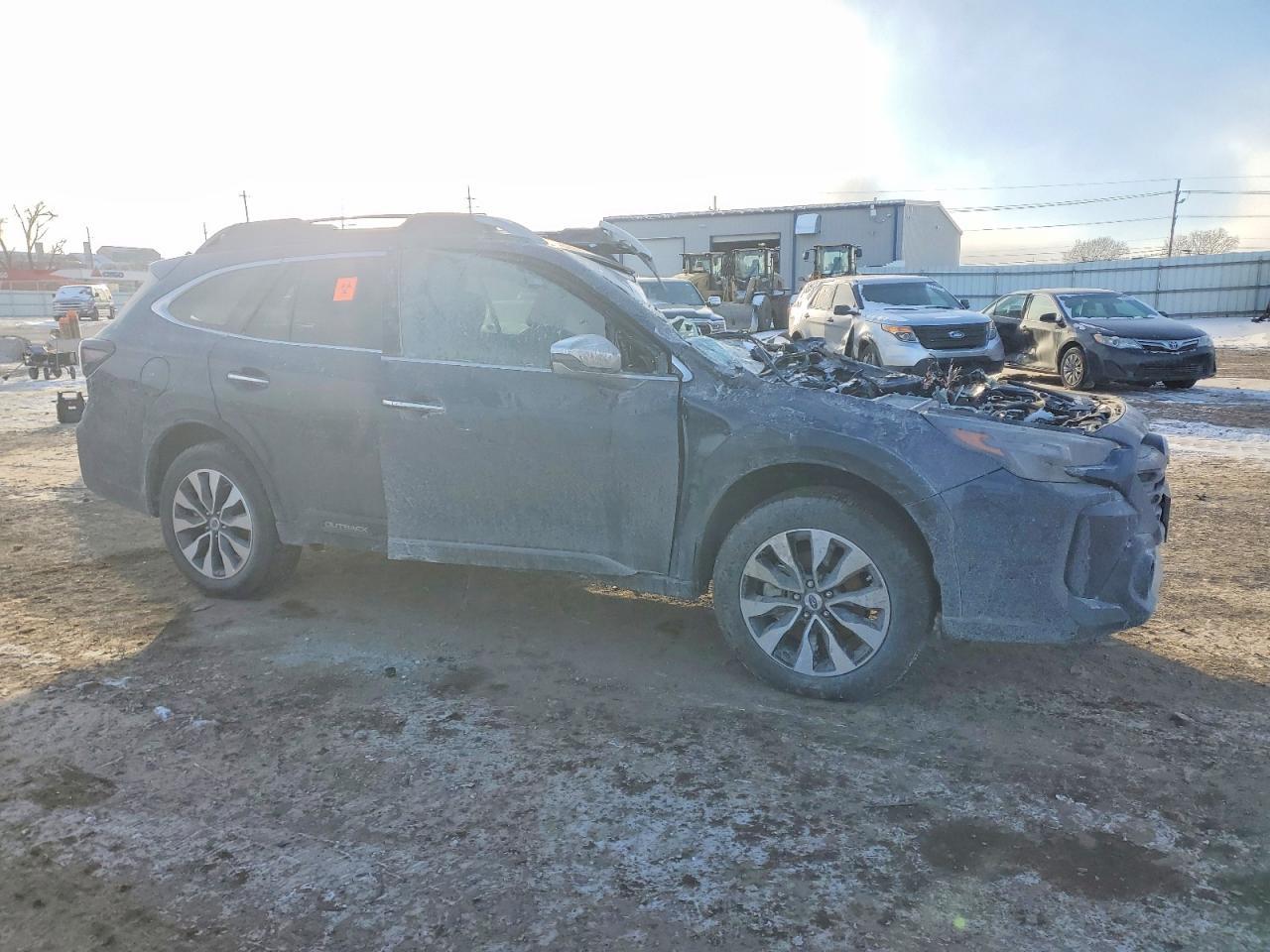 2025 Subaru Outback Touring - Фото 4