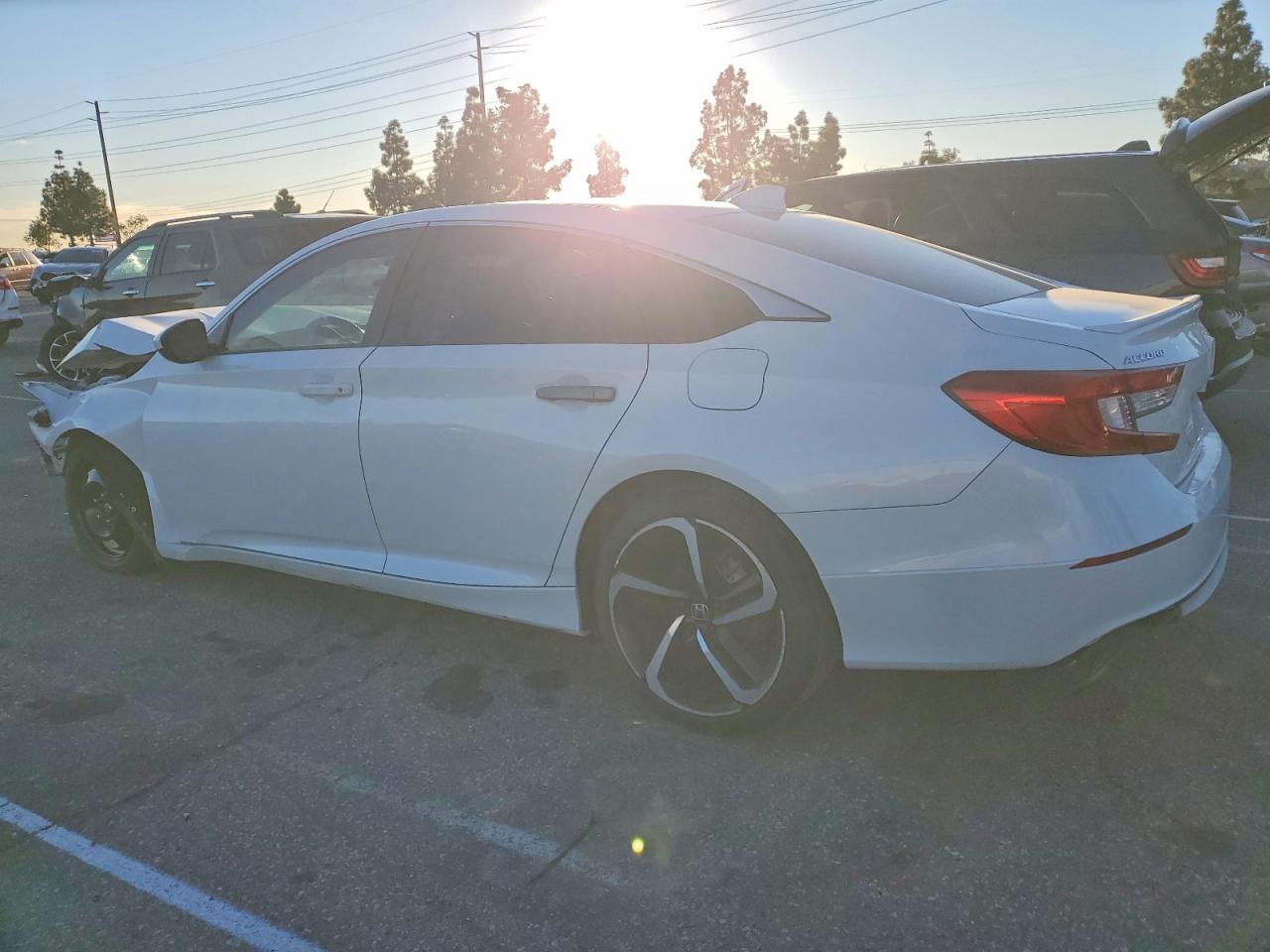 2019 Honda Accord Sport - Image 2