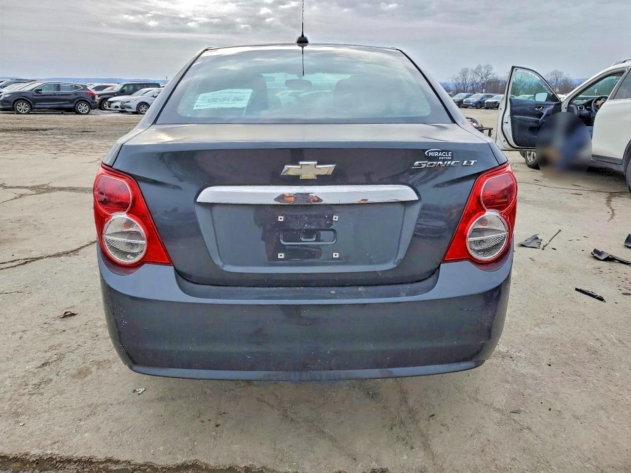 2015 Chevrolet Sonic Lt - Фото 6