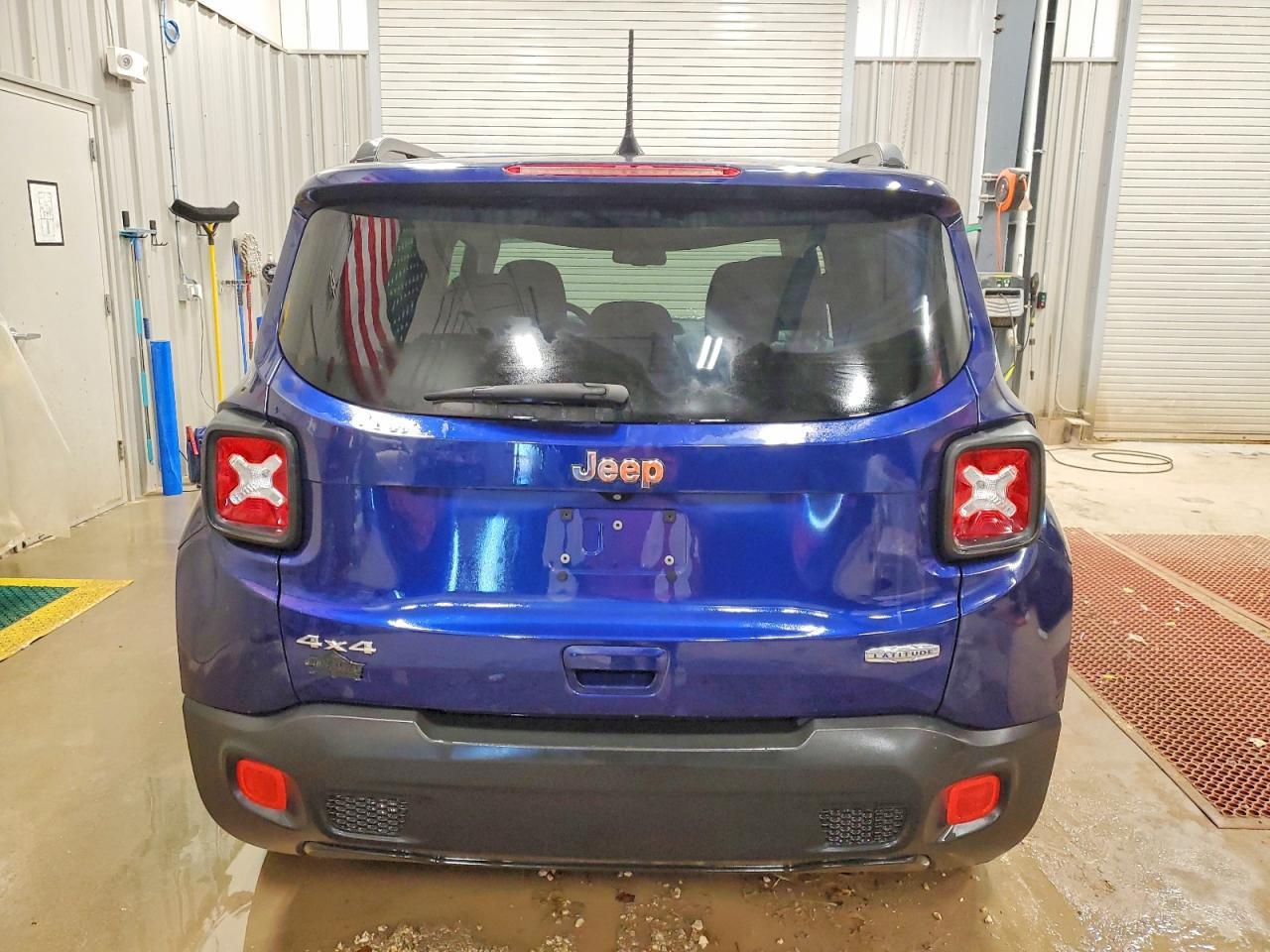2018 Jeep Renegade Latitude - Image 6