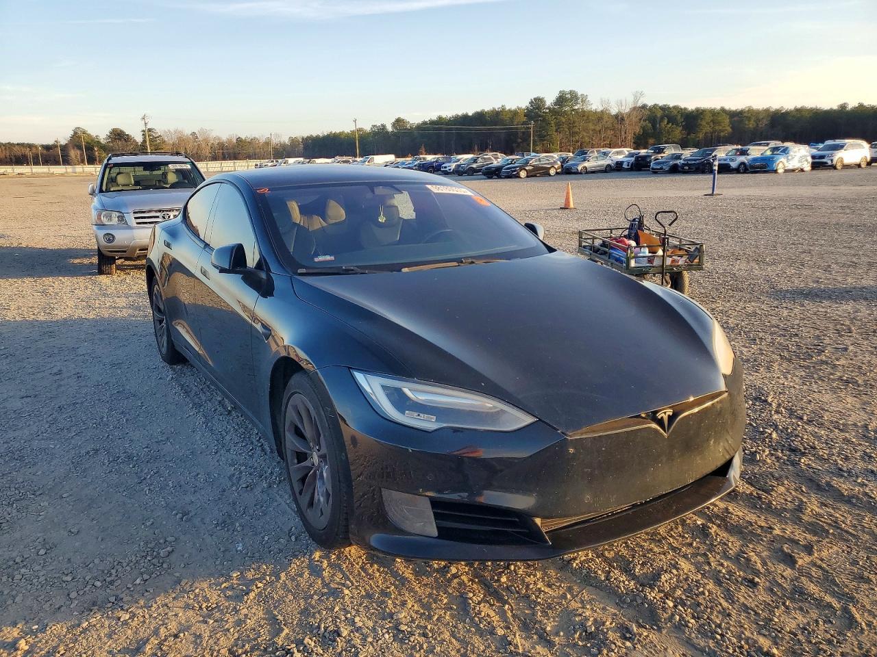 2017 Tesla Model S - Image 4