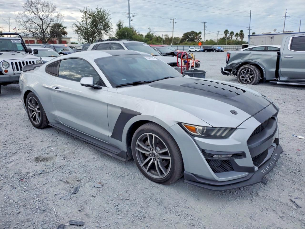 2015 Ford Mustang - Image 4