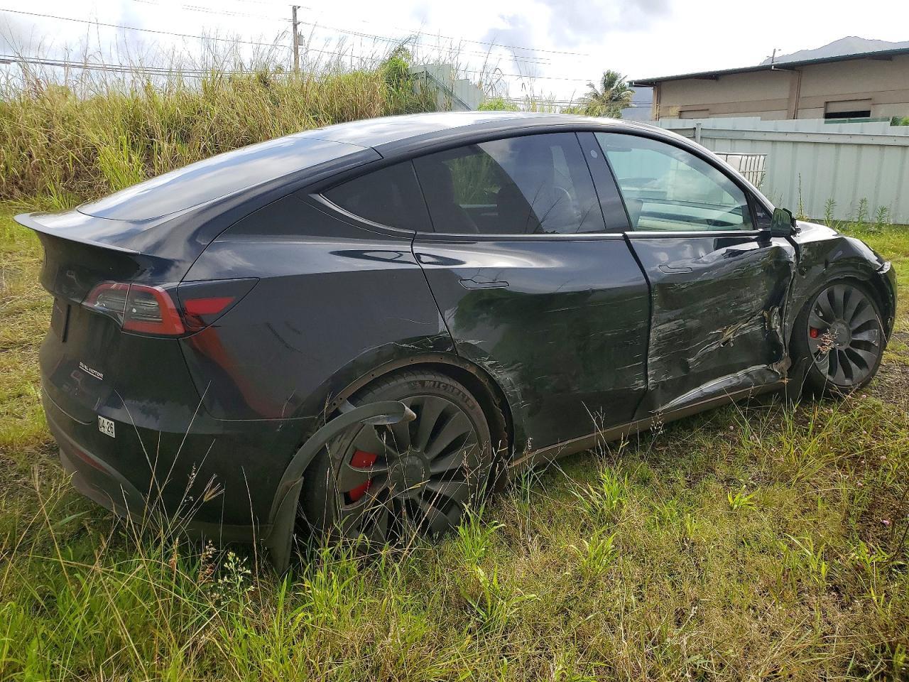 2023 Tesla Model Y - Image 3