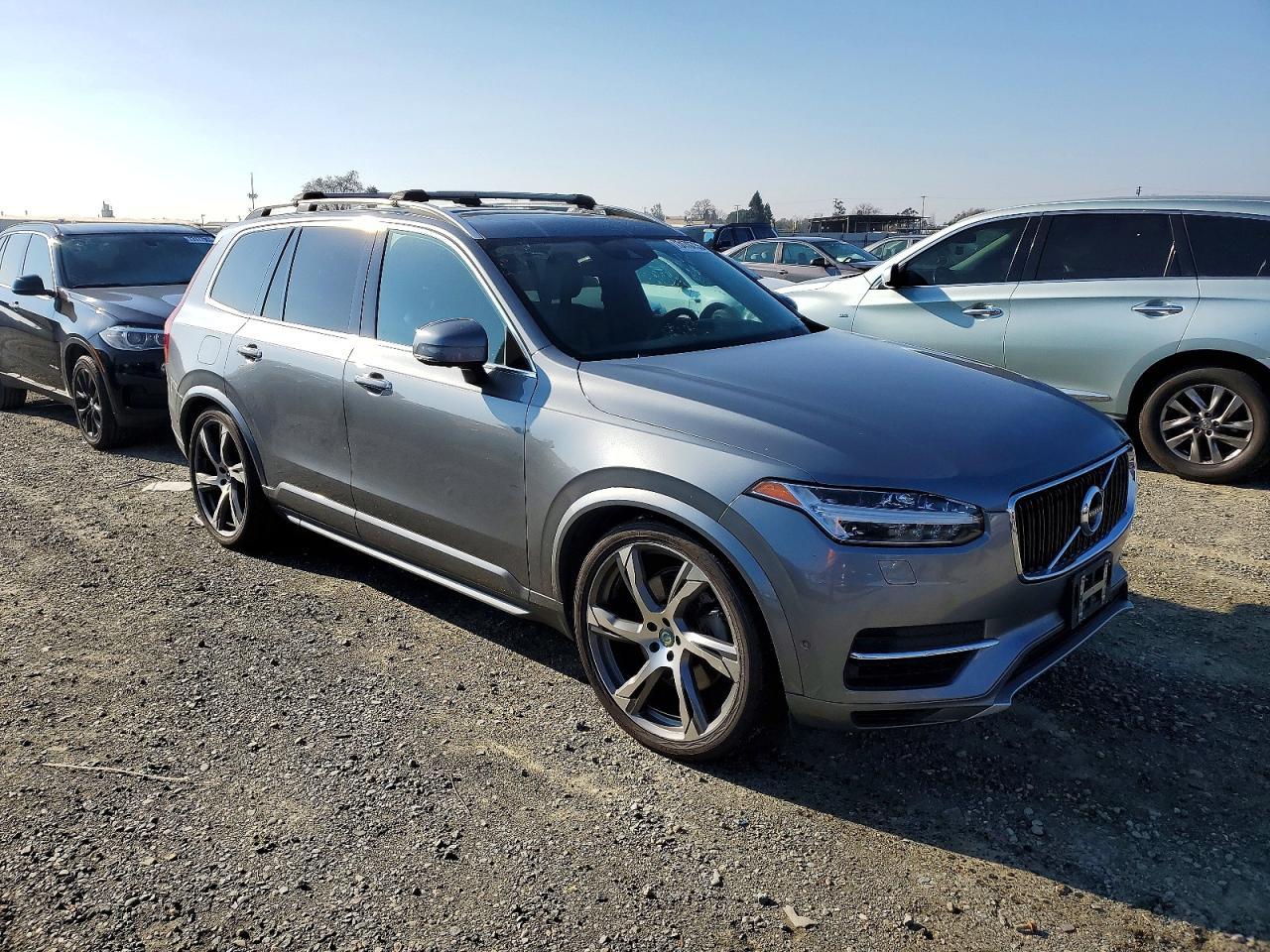 2016 Volvo Xc90 T8 - Image 4