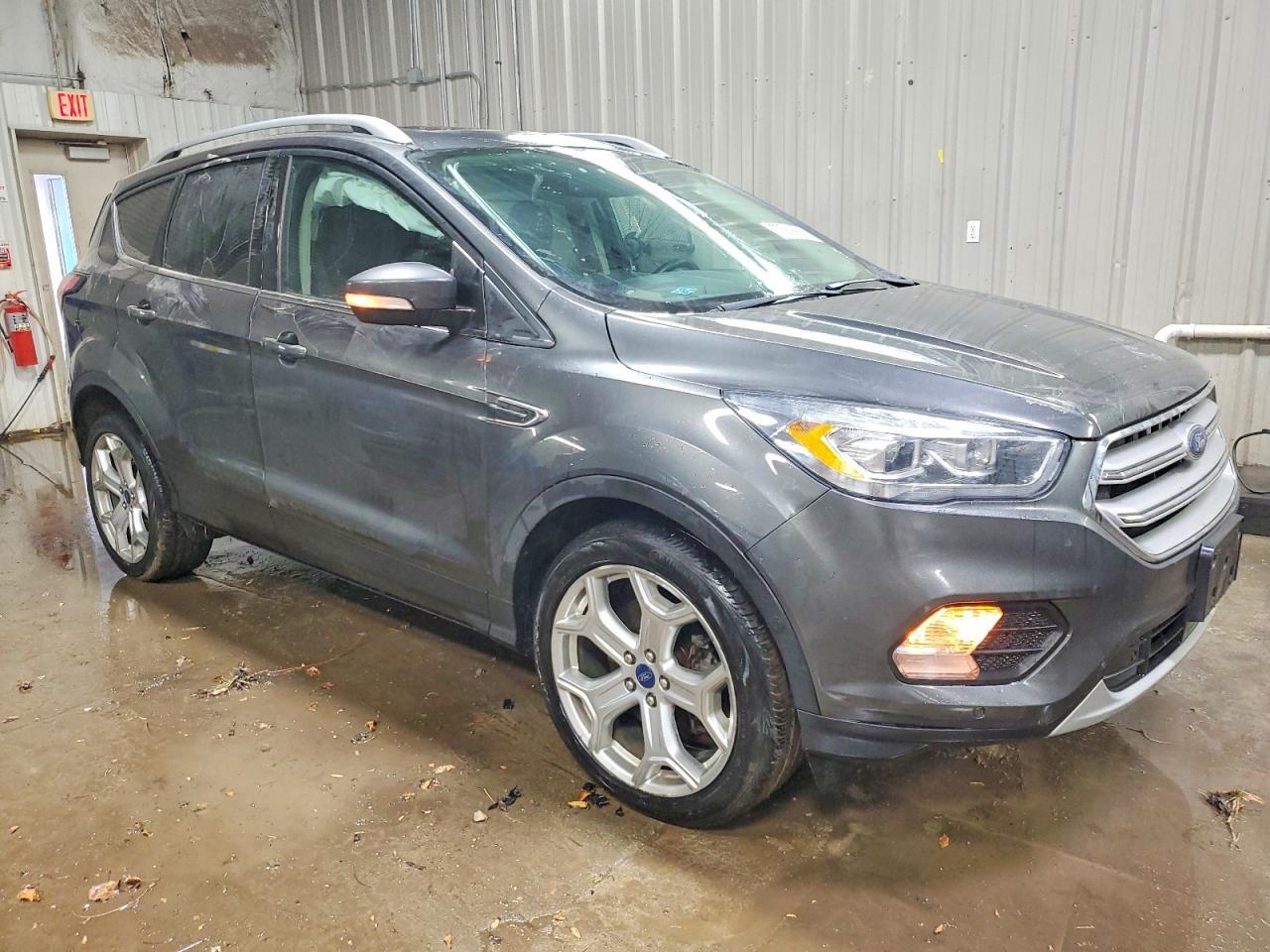 2018 Ford Escape Titanium - Фото 4