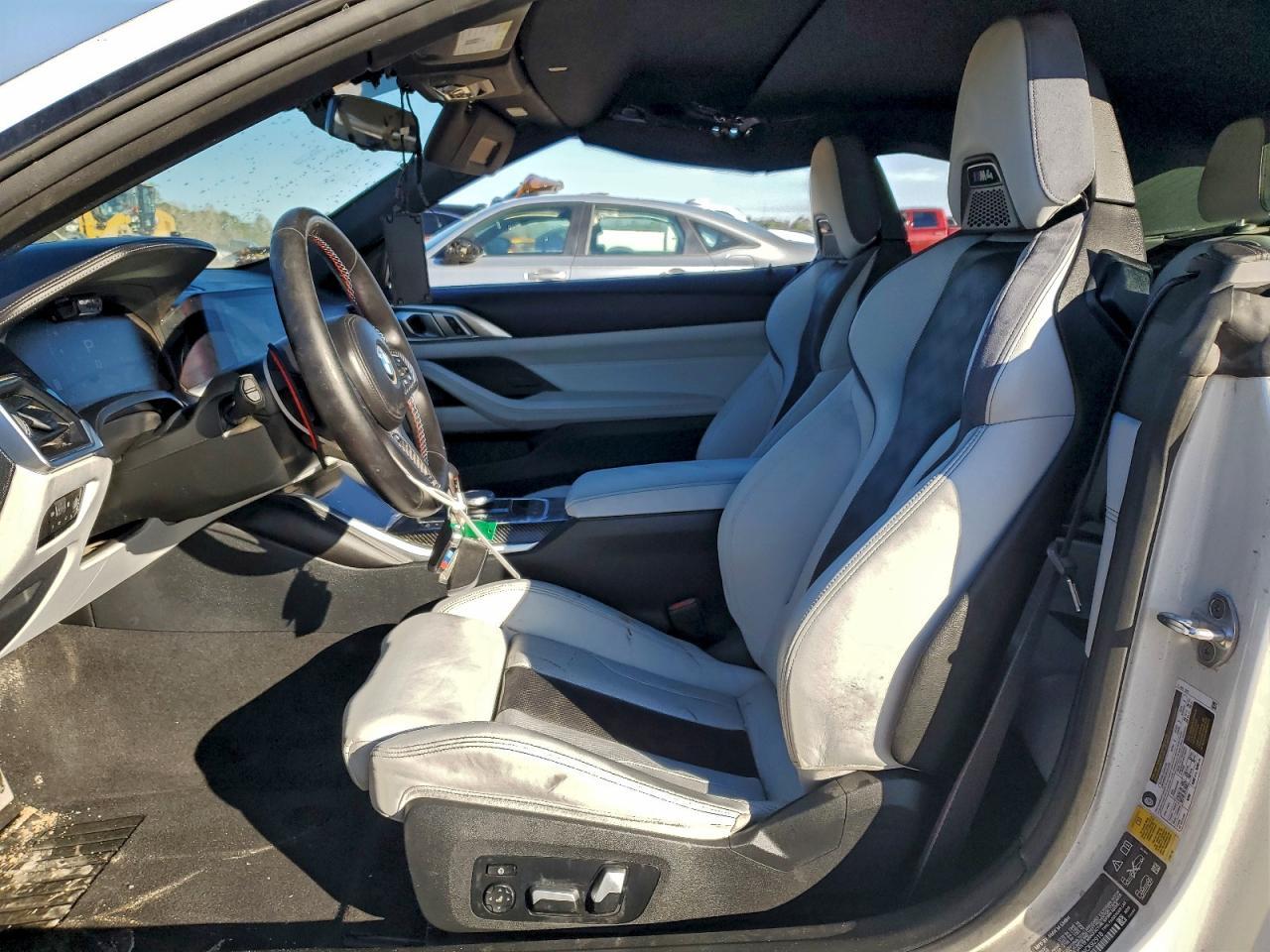 2022 BMW M4 Competition - Фото 7