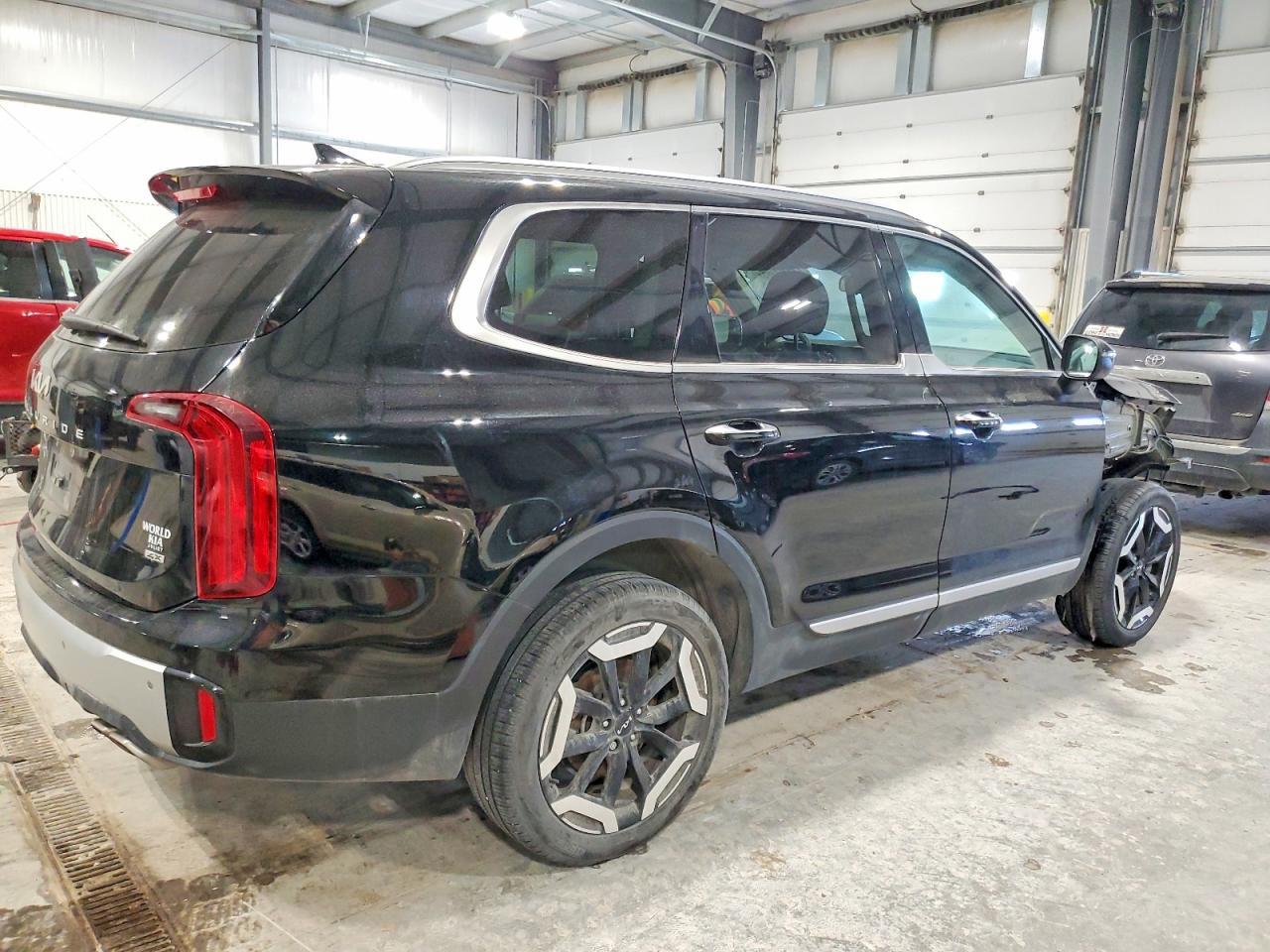 2024 Kia Telluride S - Фото 3