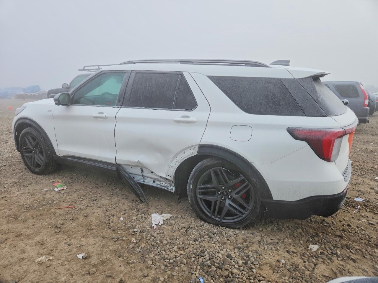 2025 Ford Explorer St-Line - Фото 2