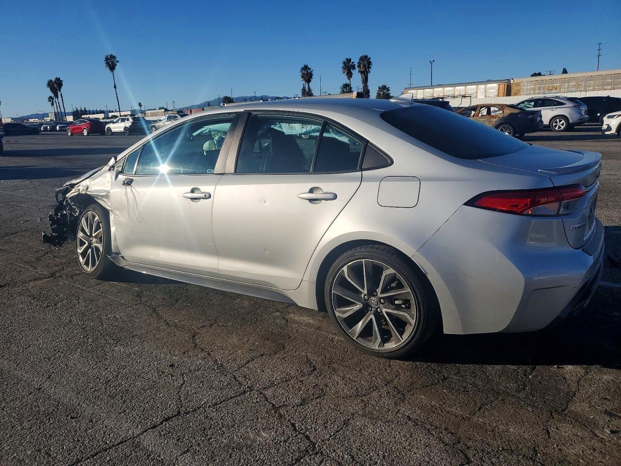 2020 Toyota Corolla Se - Image 2