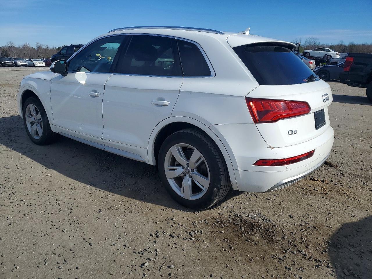 2018 Audi Q5 Premium Plus - Фото 2