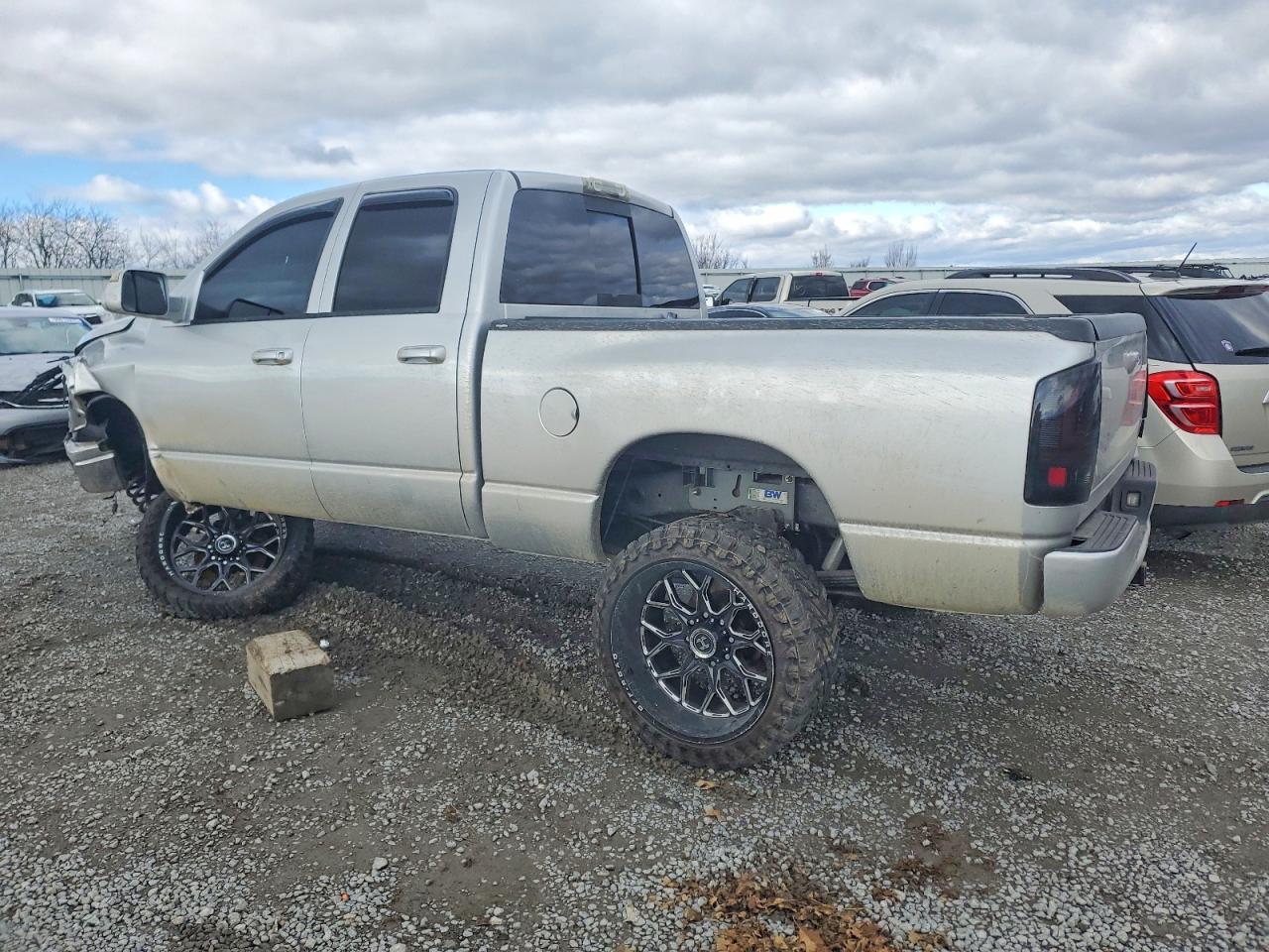 2006 Dodge Ram 2500 St - Image 2