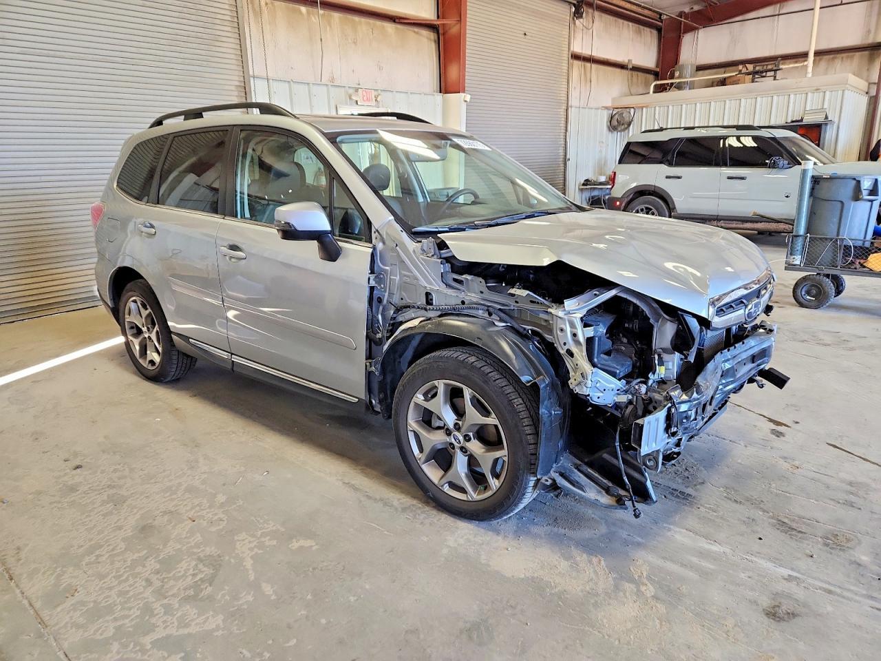 2017 Subaru Forester 2.5I Touring - Image 4