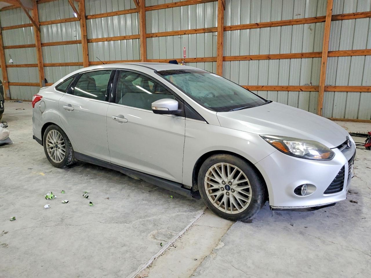 2014 Ford Focus Titanium - Image 4