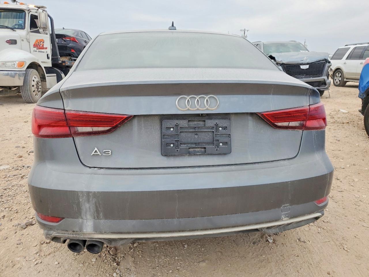 2018 Audi A3 Premium - Фото 6