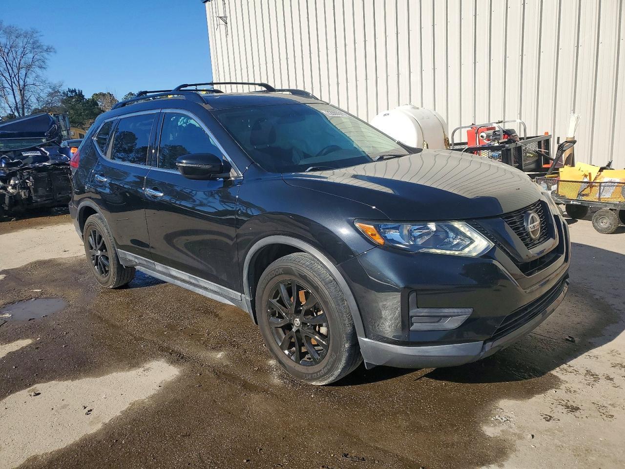 2018 Nissan Rogue S - Фото 4