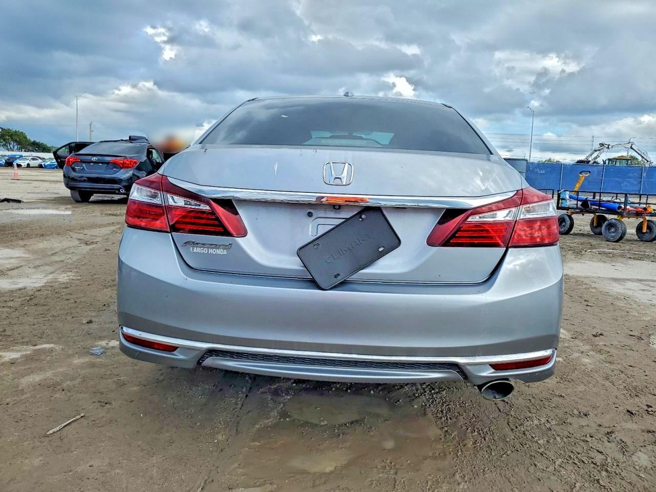 2017 Honda Accord Ex - Фото 6