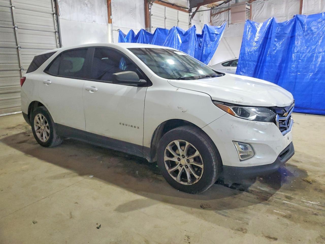 2020 Chevrolet Equinox Ls - Фото 4