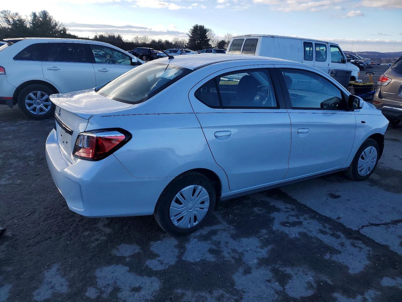 2024 Mitsubishi Mirage G4 Es - Фото 3