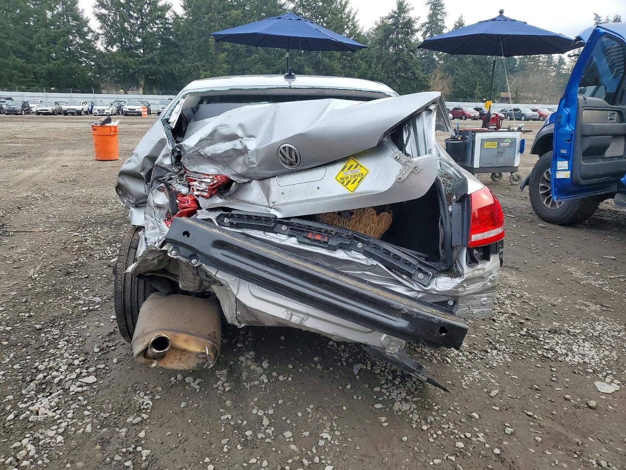 2013 Volkswagen Passat Se - Image 6