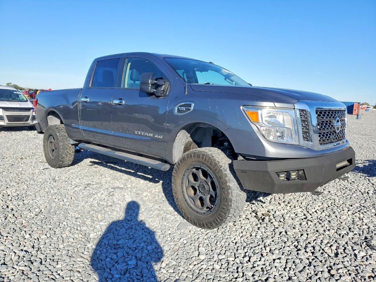 2017 Nissan Titan Xd S - Image 4