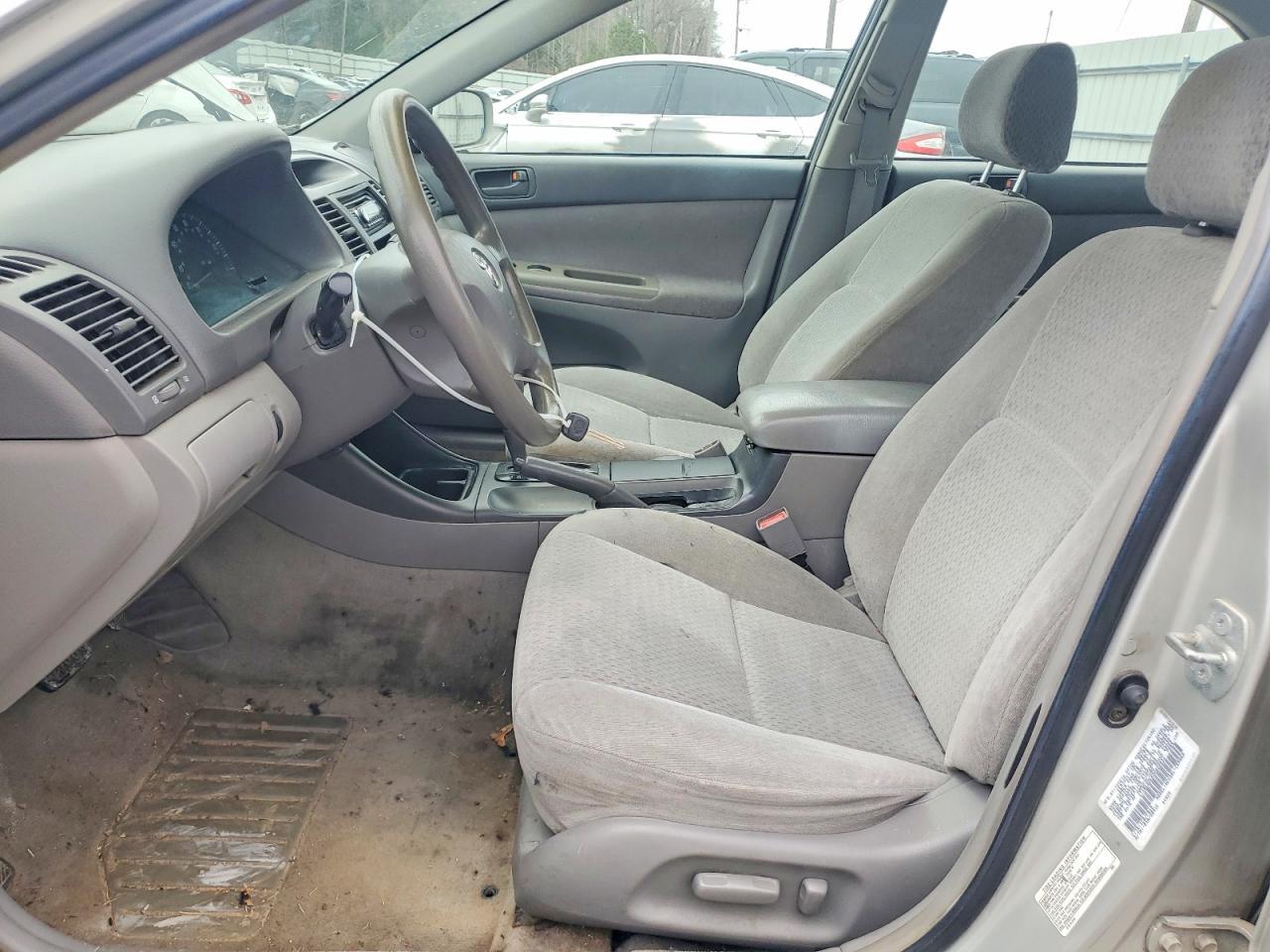 2003 Toyota Camry Le - Image 7