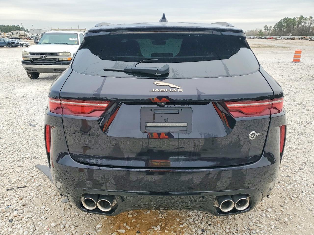 2023 Jaguar F-Pace Svr - Image 6